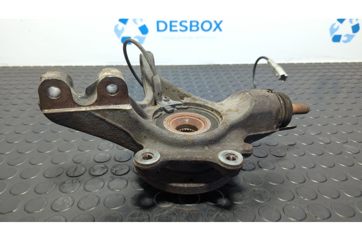 Recambio de mangueta delantera derecha para citroen c4 grand picasso 2.0 hdi fap cat (rhr / dw10bted4) referencia OEM IAM P57341