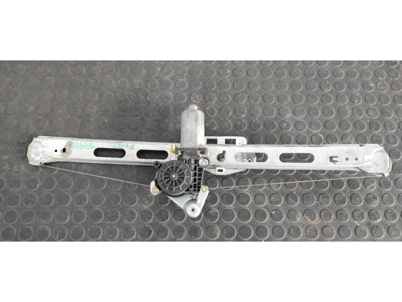 Recambio de elevalunas delantero izquierdo para mercedes-benz clase a (w168) 170 cdi (168.008) referencia OEM IAM 191745XXX  