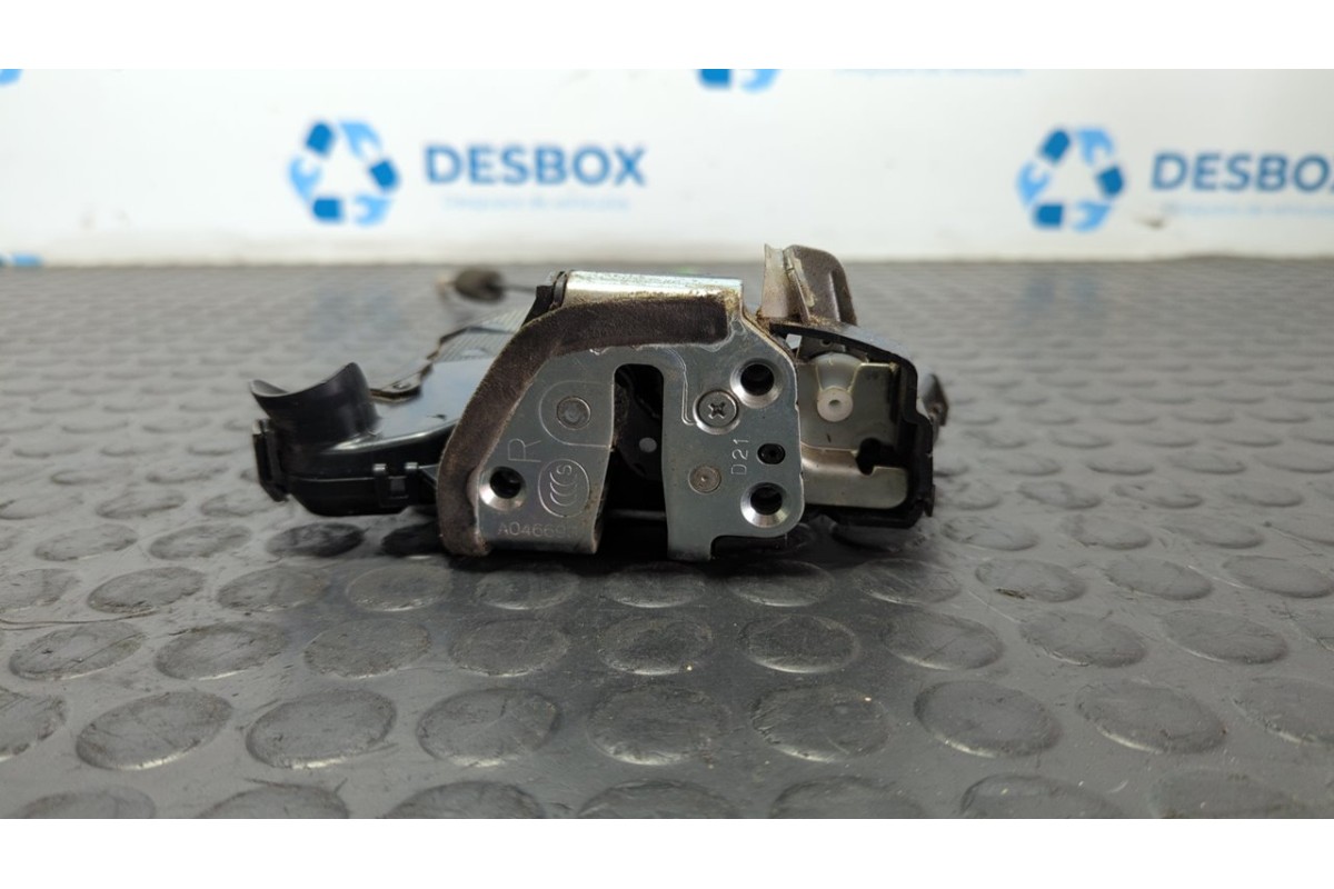 Recambio de cerradura puerta delantera derecha para suzuki grand vitara jb (jt) 1.9 ddis turbodiesel referencia OEM IAM A046693 