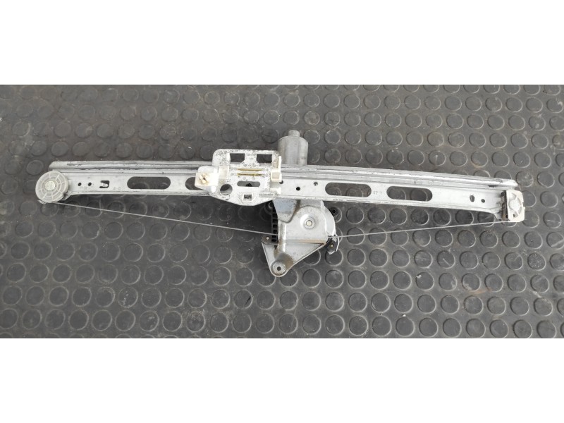 Recambio de elevalunas delantero izquierdo para mercedes-benz clase a (w168) 170 cdi (168.008) referencia OEM IAM 191745XXX  