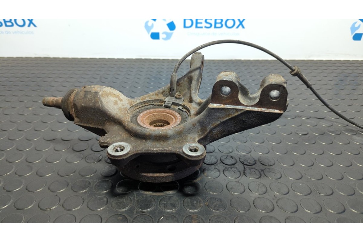 Recambio de mangueta delantera izquierda para citroen c4 grand picasso 2.0 hdi fap cat (rhr / dw10bted4) referencia OEM IAM P563