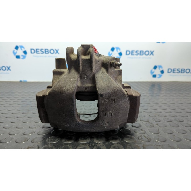 Recambio de pinza de freno delantera izquierda para volvo xc70 2.4 diesel cat referencia OEM IAM 829G320  