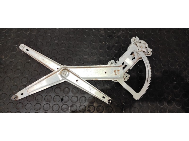 Recambio de elevalunas delantero izquierdo para mercedes-benz mb 100 d caja cerrada / combi caja cerrada (bm 631.332/342) refere