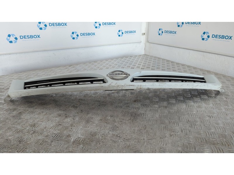 Recambio de rejilla delantera para nissan interstar mod. 04 (x70) 2.5 dci diesel cat referencia OEM IAM 8200233587  