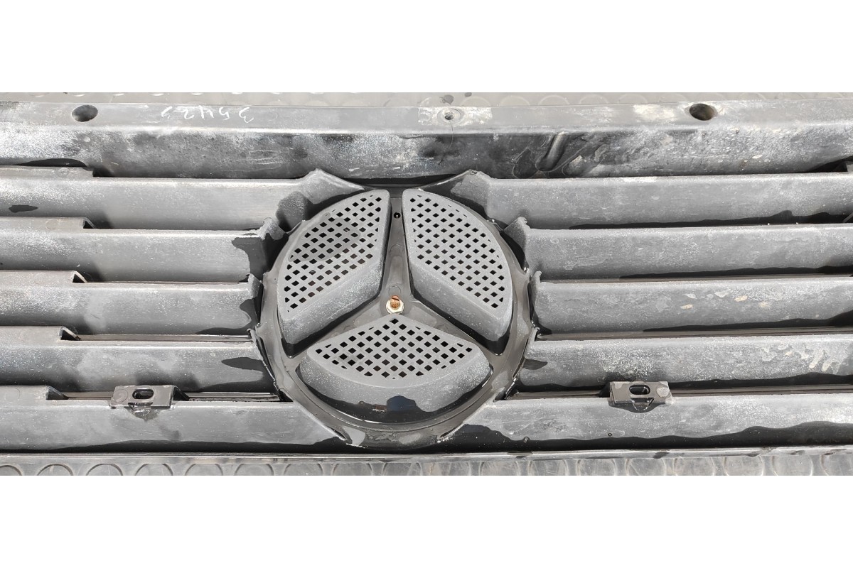 Recambio de rejilla delantera para mercedes-benz mb 100 d caja cerrada / combi caja cerrada (bm 631.332/342) referencia OEM IAM 