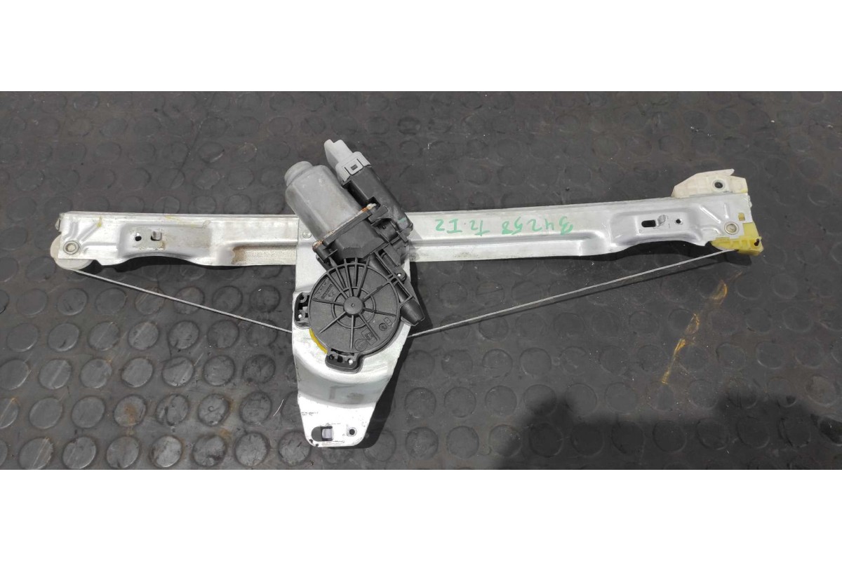 Recambio de elevalunas trasero izquierdo para citroen c4 grand picasso 2.0 hdi fap cat (rhr / dw10bted4) referencia OEM IAM 4009