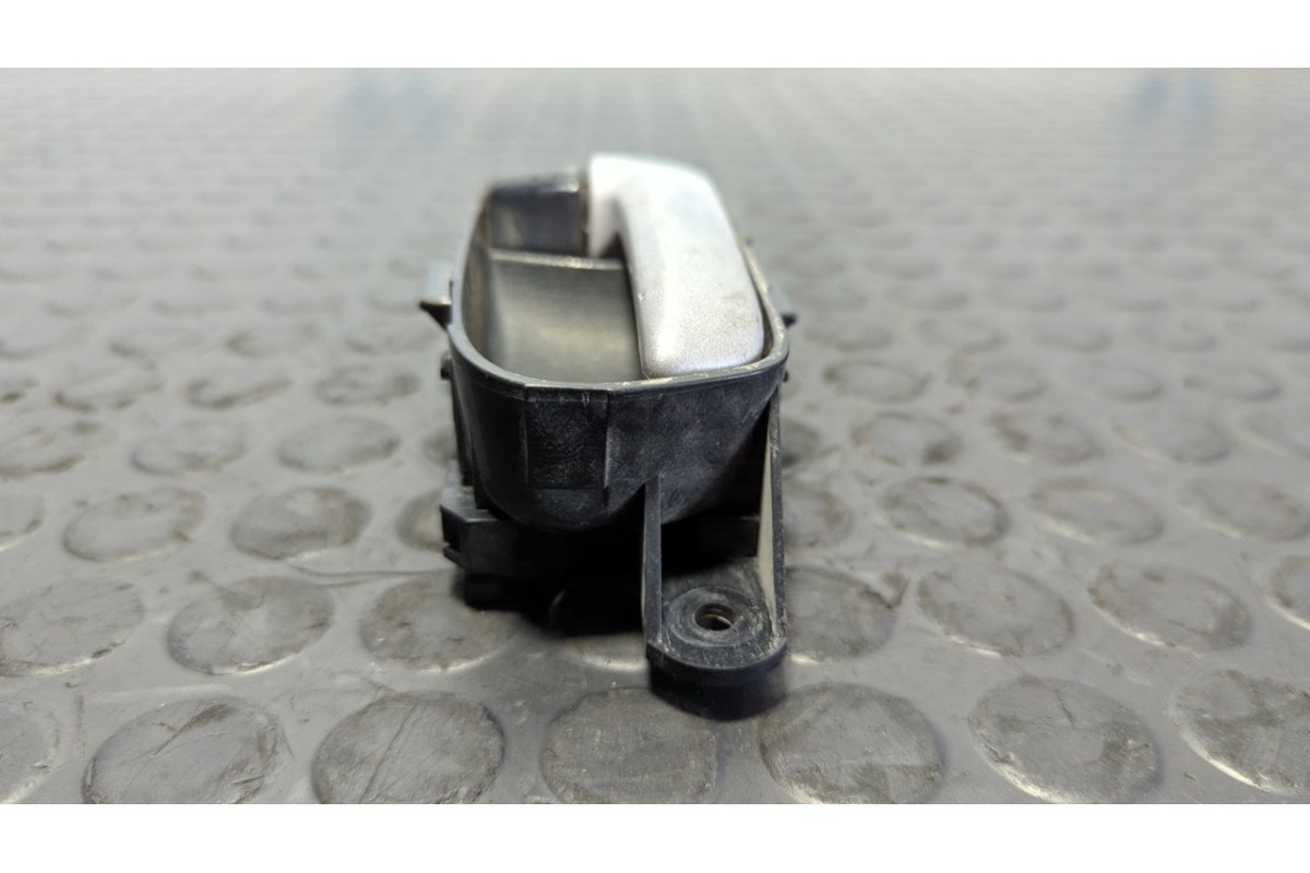 Recambio de maneta interior delantera derecha para suzuki grand vitara jb (jt) 1.9 ddis turbodiesel referencia OEM IAM   