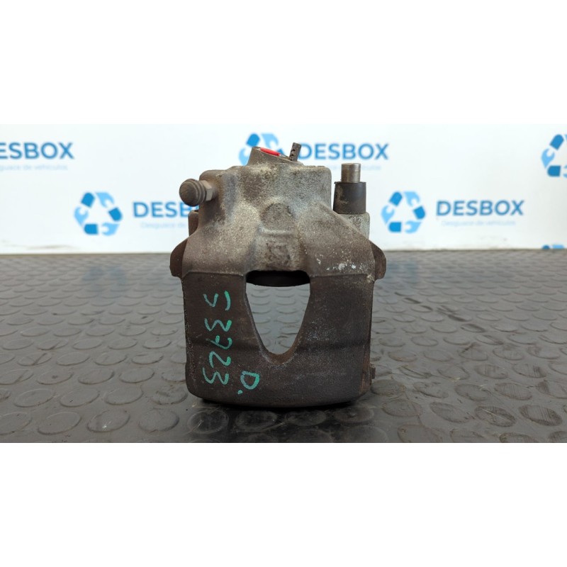 Recambio de pinza de freno delantera derecha para volkswagen caddy ka/kb (2k) 1.9 tdi (bsu) referencia OEM IAM CN682  