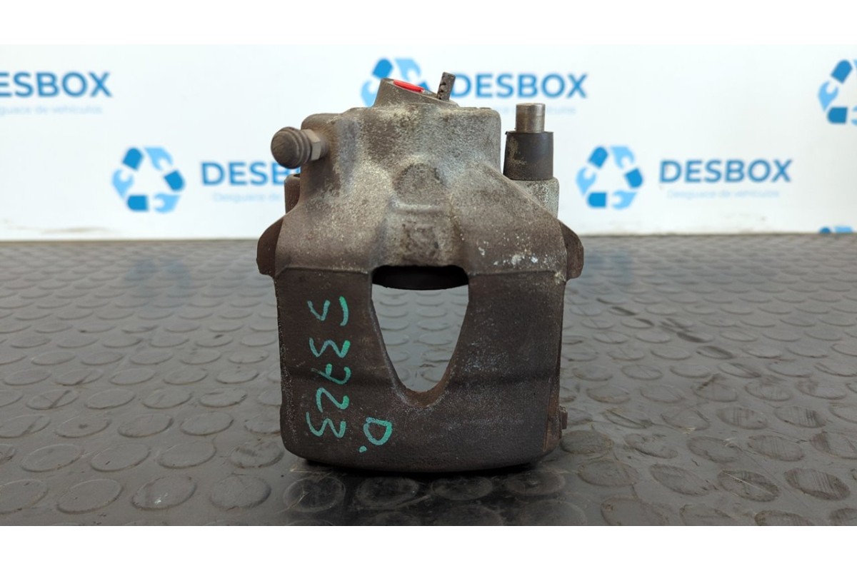 Recambio de pinza de freno delantera derecha para volkswagen caddy ka/kb (2k) 1.9 tdi (bsu) referencia OEM IAM CN682  