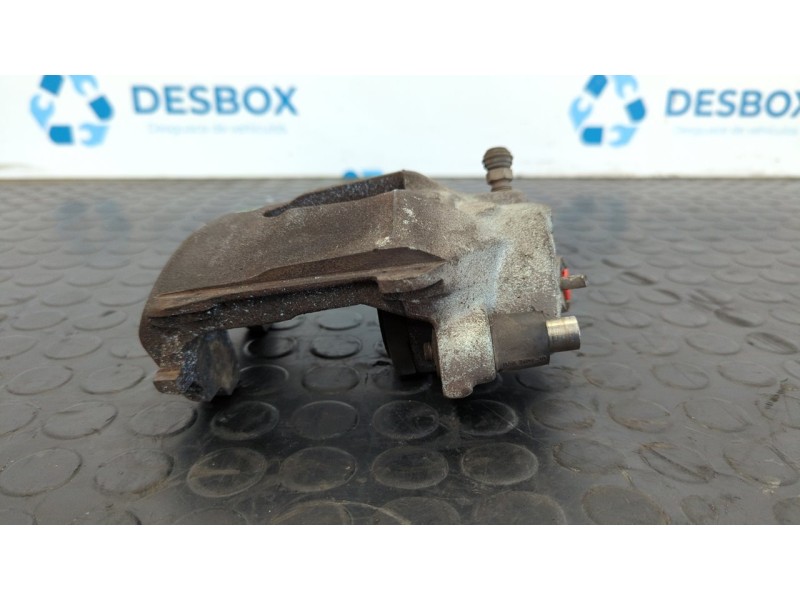 Recambio de pinza de freno delantera derecha para volkswagen caddy ka/kb (2k) 1.9 tdi (bsu) referencia OEM IAM CN682  