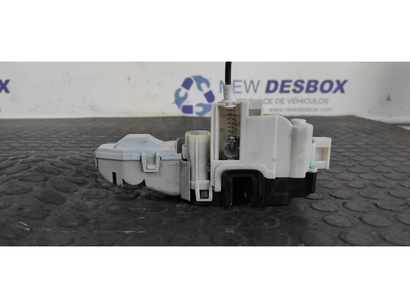 Recambio de cerradura puerta delantera izquierda para fiat bravo (198) 1.9 8v jtd cat referencia OEM IAM B792  