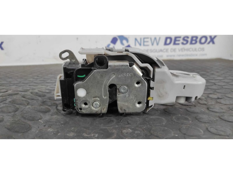 Recambio de cerradura puerta delantera izquierda para fiat bravo (198) 1.9 8v jtd cat referencia OEM IAM B792  