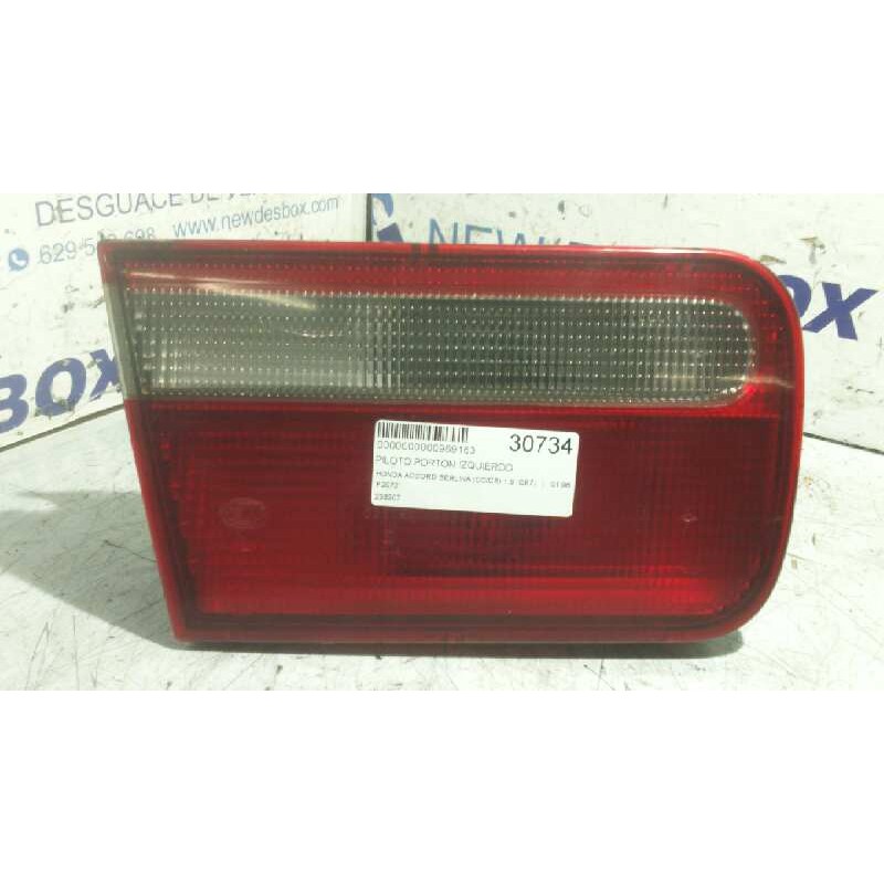 Recambio de piloto porton izquierdo para honda accord berlina (cc/ce) 1.8 (ce7) referencia OEM IAM 236207  