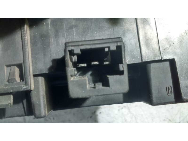 Recambio de piloto porton izquierdo para honda accord berlina (cc/ce) 1.8 (ce7) referencia OEM IAM 236207  