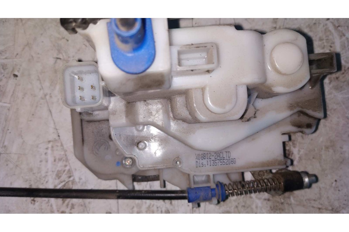 Recambio de cerradura puerta delantera derecha para fiat fiorino 1.3 16v m-jet cat referencia OEM IAM 1357552080  