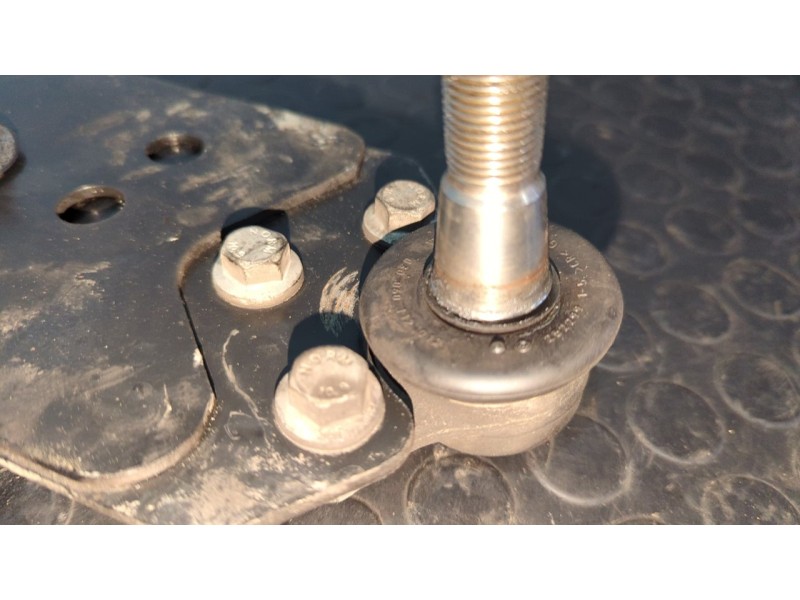 Recambio de brazo derecho inferior delantero para renault trafic combi (ab 4.01) 9 - plazas (l2h1) acristalado, combi largo refe