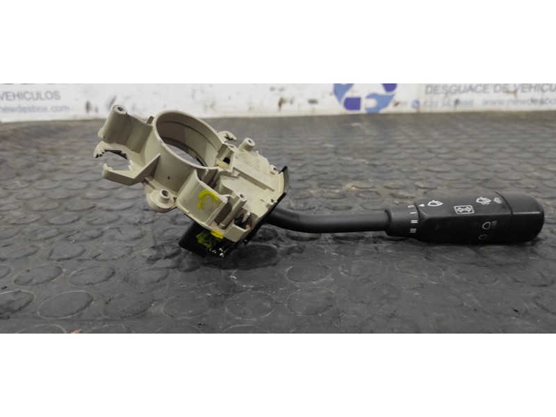 Recambio de mando intermitentes para mercedes-benz clase c (w203) berlina 2.7 cdi 20v cat referencia OEM IAM 2035450010  