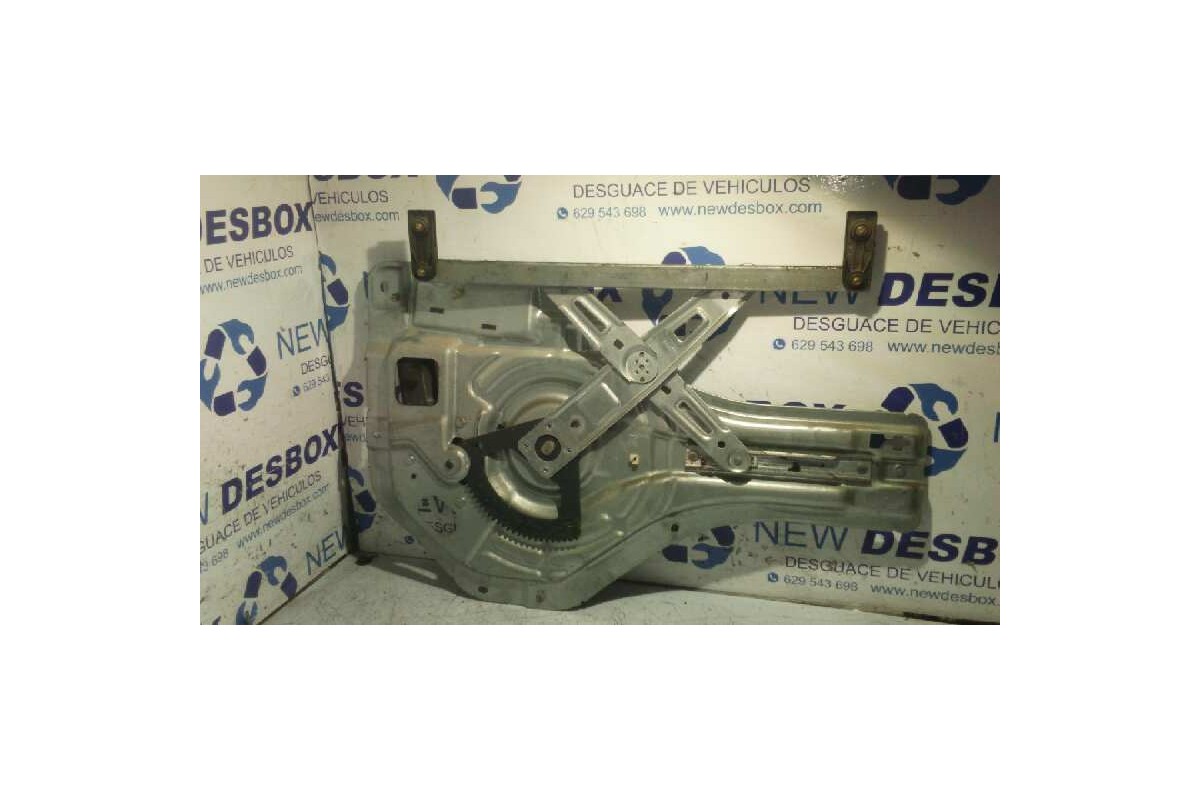 Recambio de elevalunas trasero izquierdo para hyundai tucson (jm) 2.0 crdi comfort (4wd) referencia OEM IAM 834702E010  