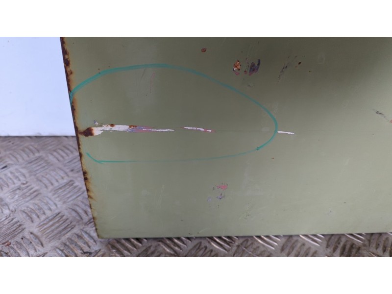 Recambio de puerta delantera derecha para mercedes-benz clase e (w114/w115) berlina 240 d 3,0 referencia OEM IAM   