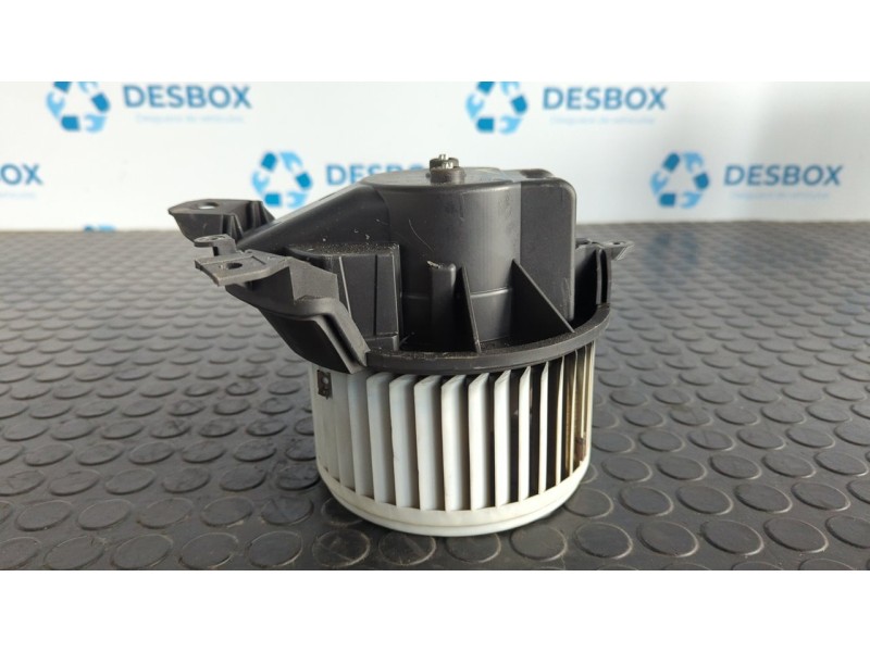 Recambio de motor calefaccion para fiat fiorino 1.3 16v m-jet cat referencia OEM IAM 507730100  