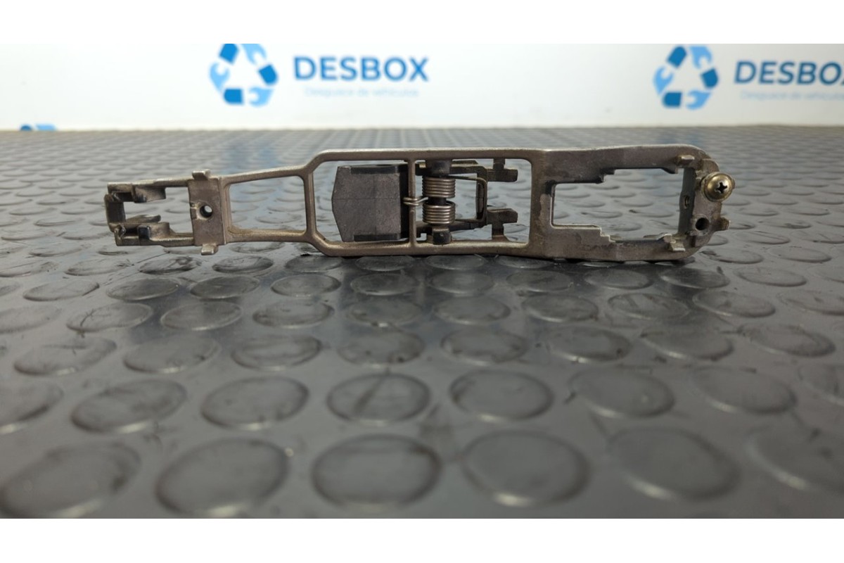 Recambio de soporte maneta delantera izquierda para mercedes-benz clase e (w124) berlina 3.0 referencia OEM IAM YMOS  