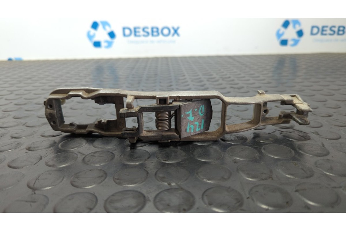 Recambio de soporte maneta delantera izquierda para mercedes-benz clase e (w124) berlina 3.0 referencia OEM IAM YMOS  