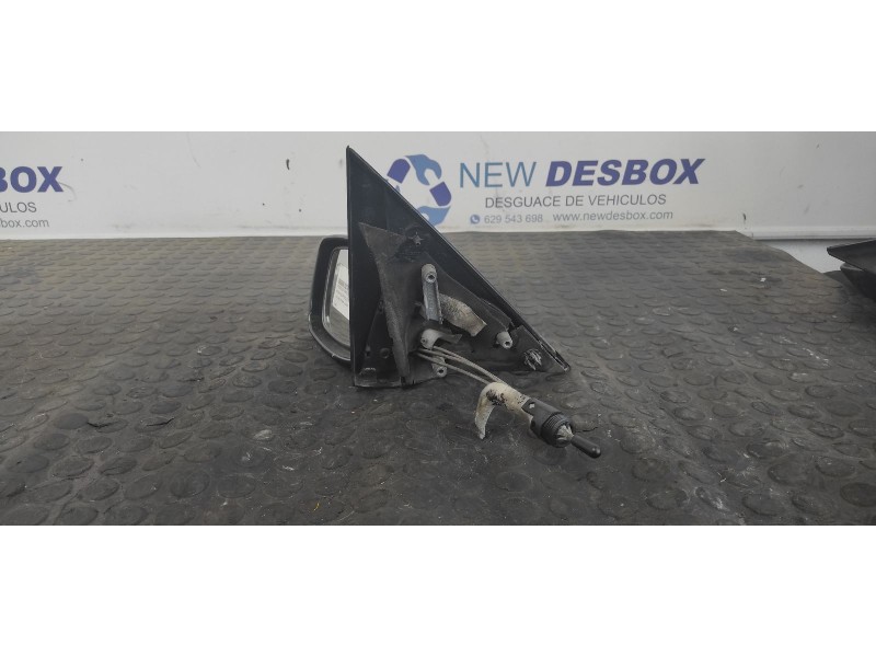 Recambio de retrovisor izquierdo para ford escort berl./turnier 1.8 turbodiesel cat referencia OEM IAM K18BC  