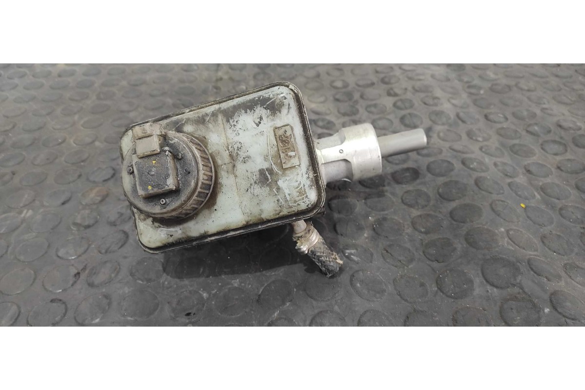 Recambio de bomba freno para opel omega b 2.5 turbodiesel (x 25 td / u 25 td / l93) referencia OEM IAM 32066526  
