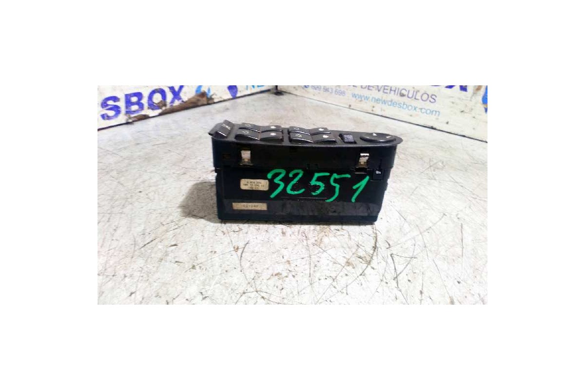 Recambio de mando elevalunas delantero izquierdo para bmw serie 5 berlina (e39) 2.0 16v diesel cat referencia OEM IAM 6904306  
