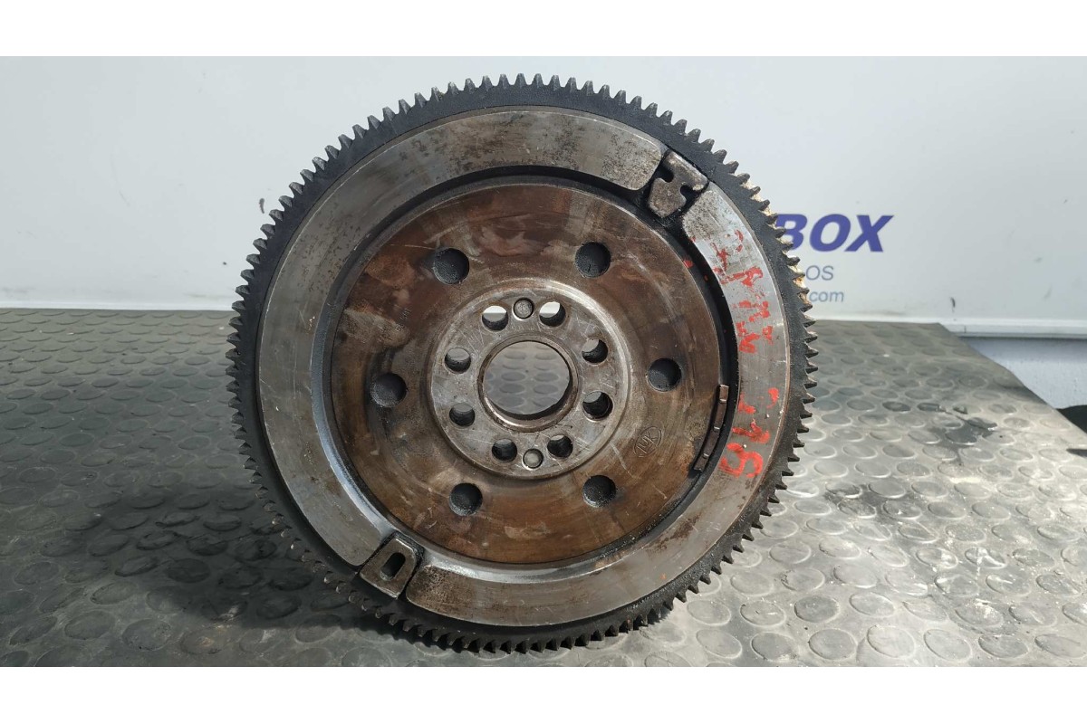 Recambio de volante motor bimasa para bmw serie 3 berlina (e36) 1.8 16v cat referencia OEM IAM 1223420  