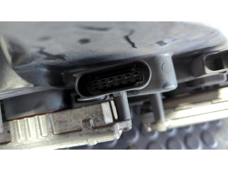 Recambio de faro izquierdo para mercedes-benz clase m (w164) 280 / 300 cdi (164.120) referencia OEM IAM 263347  