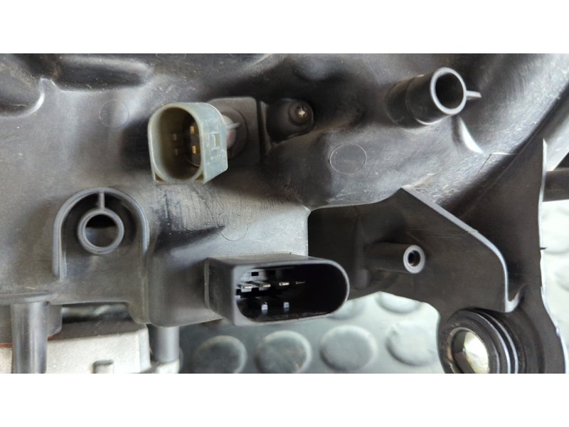 Recambio de faro derecho para mercedes-benz clase m (w164) 280 / 300 cdi (164.120) referencia OEM IAM 263348  