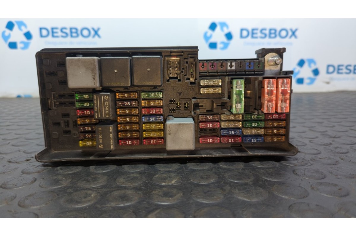 Recambio de caja reles / fusibles para mercedes-benz clase m (w164) 280 / 300 cdi (164.120) referencia OEM IAM A1645400272  