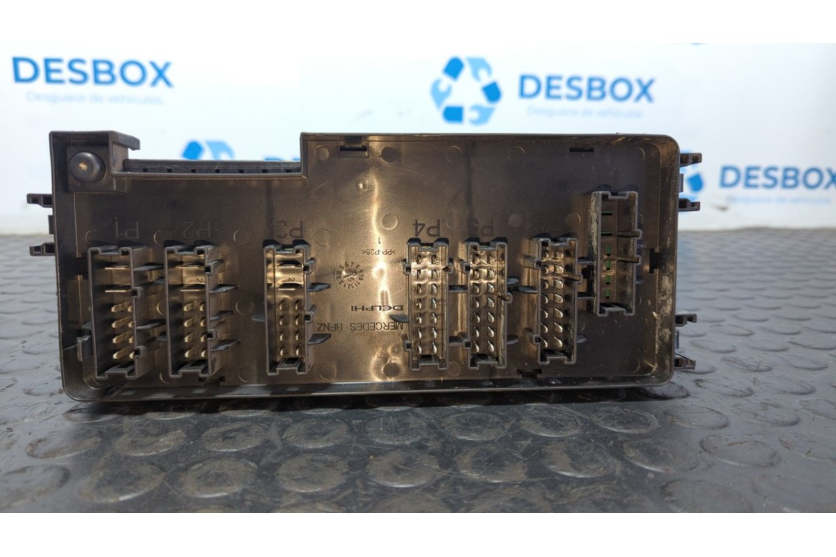 Recambio de caja reles / fusibles para mercedes-benz clase m (w164) 280 / 300 cdi (164.120) referencia OEM IAM A1645400272  