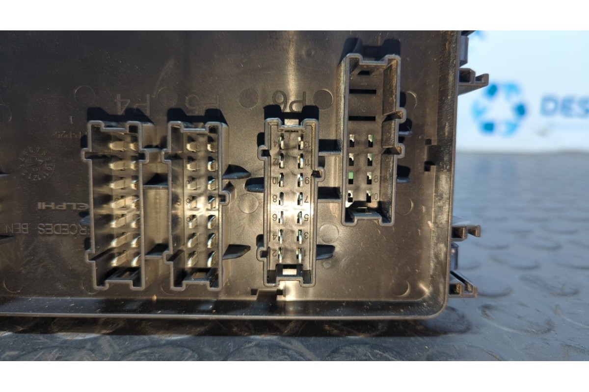 Recambio de caja reles / fusibles para mercedes-benz clase m (w164) 280 / 300 cdi (164.120) referencia OEM IAM A1645400272  