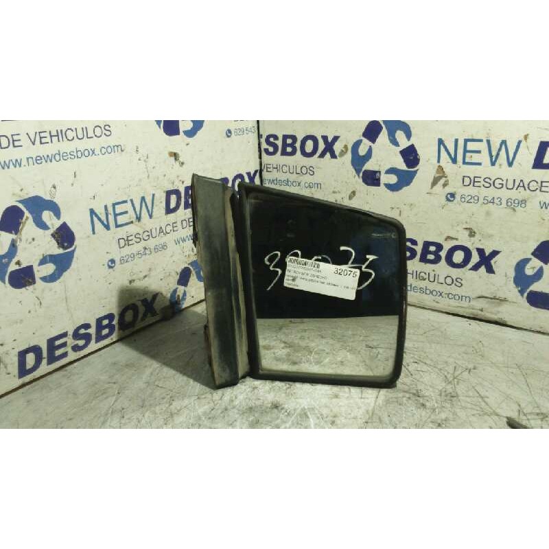 Recambio de retrovisor derecho para renault trafic (desde 5.89) 2.5 diesel referencia OEM IAM 7704000584  