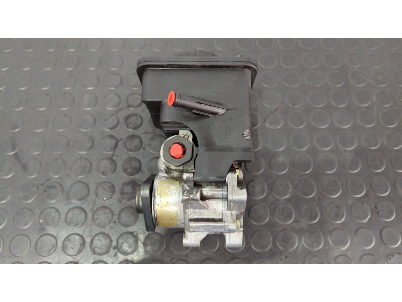 Recambio de bomba direccion para bmw serie 3 berlina (e46) 3.0 24v turbodiesel cat referencia OEM IAM 6754172  
