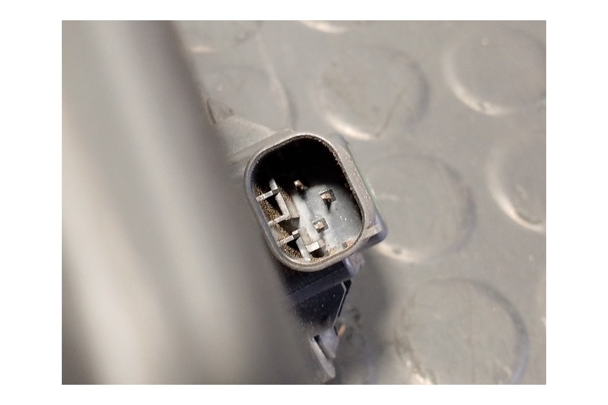 Recambio de caja filtro aire para mercedes-benz clase m (w164) 280 / 300 cdi (164.120) referencia OEM IAM A6420940304  