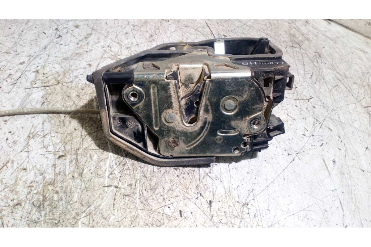 Recambio de cerradura puerta delantera izquierda para bmw serie 1 berlina (e81/e87) 2.0 16v diesel cat referencia OEM IAM 0H7167