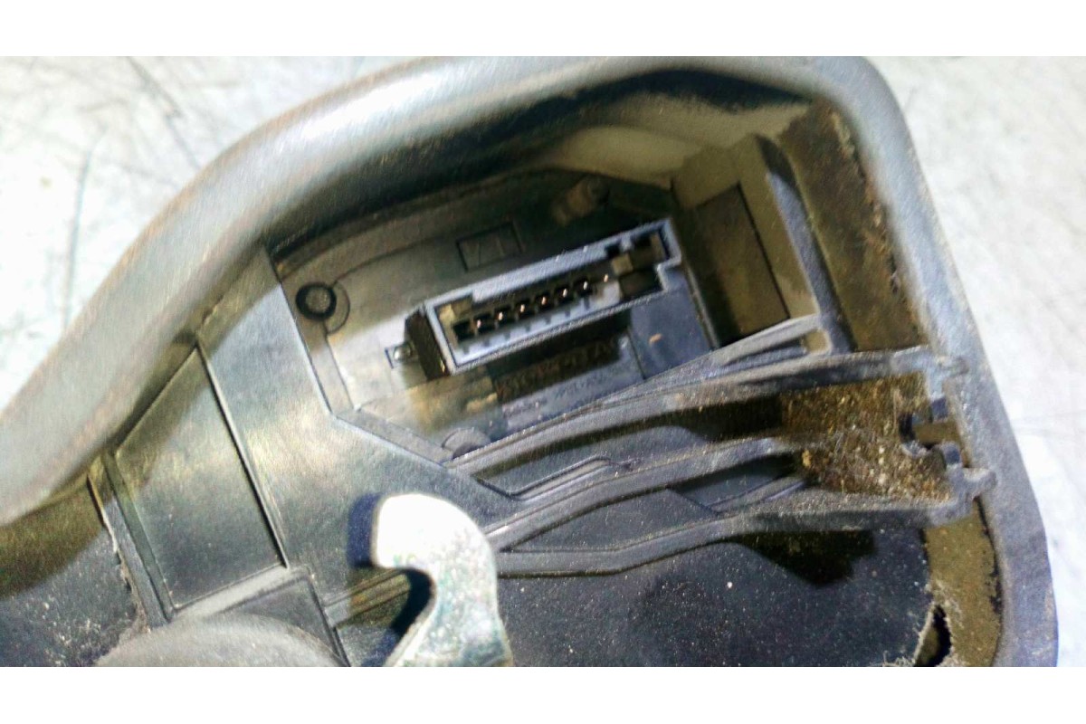 Recambio de cerradura puerta delantera izquierda para bmw serie 1 berlina (e81/e87) 2.0 16v diesel cat referencia OEM IAM 0H7167