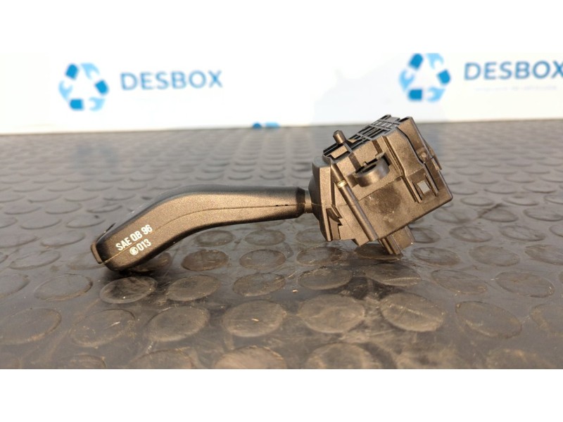 Recambio de mando intermitentes para bmw serie 3 berlina (e46) 3.0 24v turbodiesel cat referencia OEM IAM 8363668  