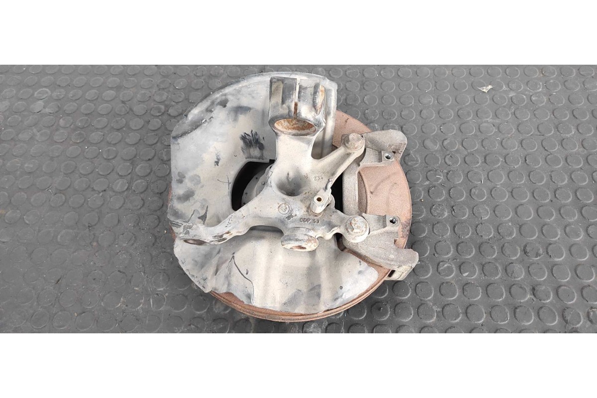 Recambio de mangueta delantera derecha para bmw serie 3 berlina (e46) 3.0 24v turbodiesel cat referencia OEM IAM CDP53  