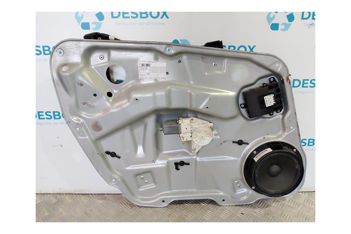 Recambio de elevalunas delantero izquierdo para mercedes-benz clase m (w164) 280 / 300 cdi (164.120) referencia OEM IAM A2518200