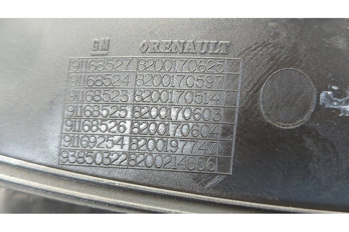Recambio de maneta delantera izquierda para nissan primastar (x83) caja cerrada batalla corta 2,7t referencia OEM IAM 8200170625