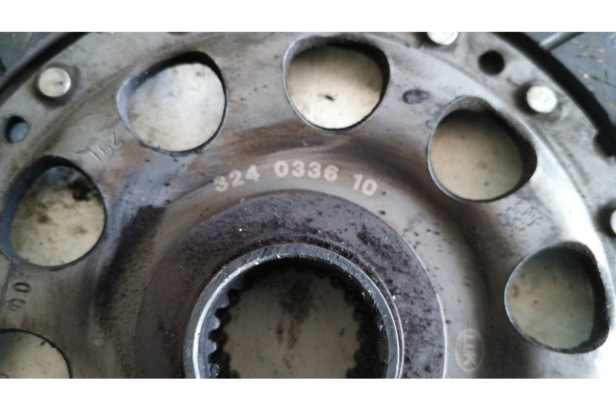 Recambio de kit embrague para bmw serie 1 berlina (e81/e87) 2.0 16v diesel cat referencia OEM IAM 324033610  