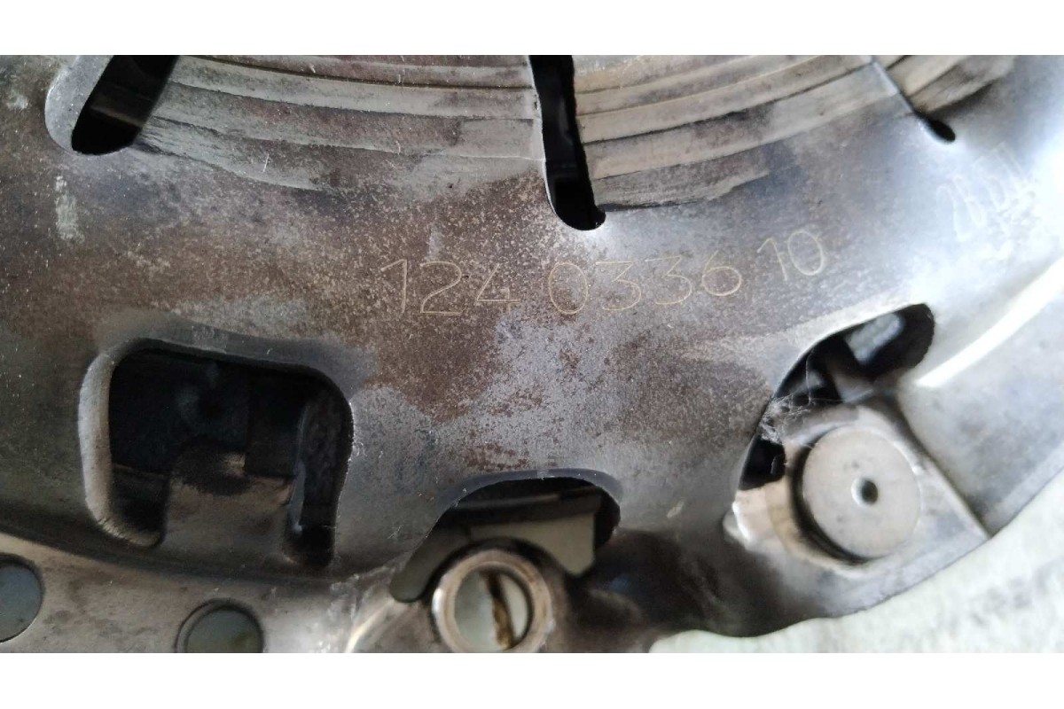 Recambio de kit embrague para bmw serie 1 berlina (e81/e87) 2.0 16v diesel cat referencia OEM IAM 324033610  
