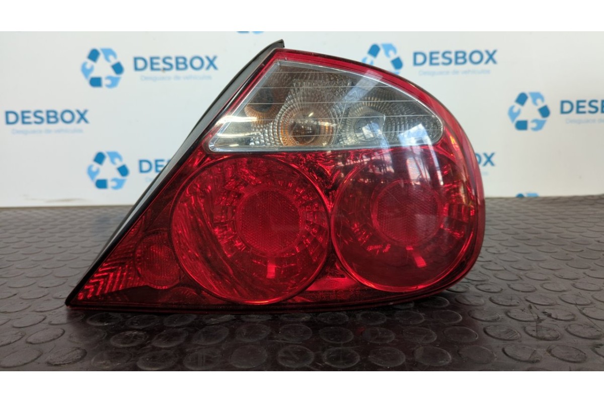 Recambio de piloto trasero derecho para jaguar s-type 3.0 v6 24v cat referencia OEM IAM XR8313404AD  