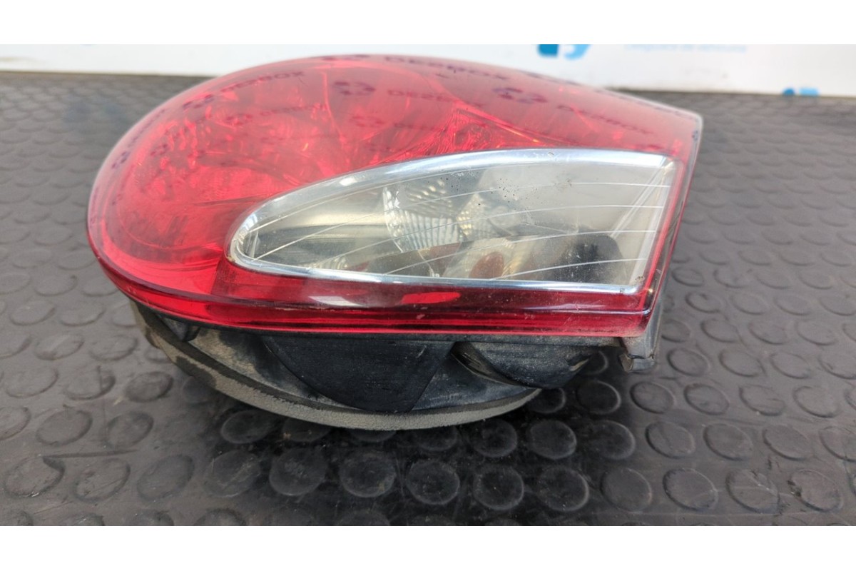 Recambio de piloto trasero derecho para jaguar s-type 3.0 v6 24v cat referencia OEM IAM XR8313404AD  