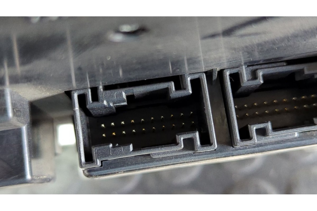 Recambio de luz interior para mercedes-benz clase m (w164) 280 / 300 cdi (164.120) referencia OEM IAM A1648205401  