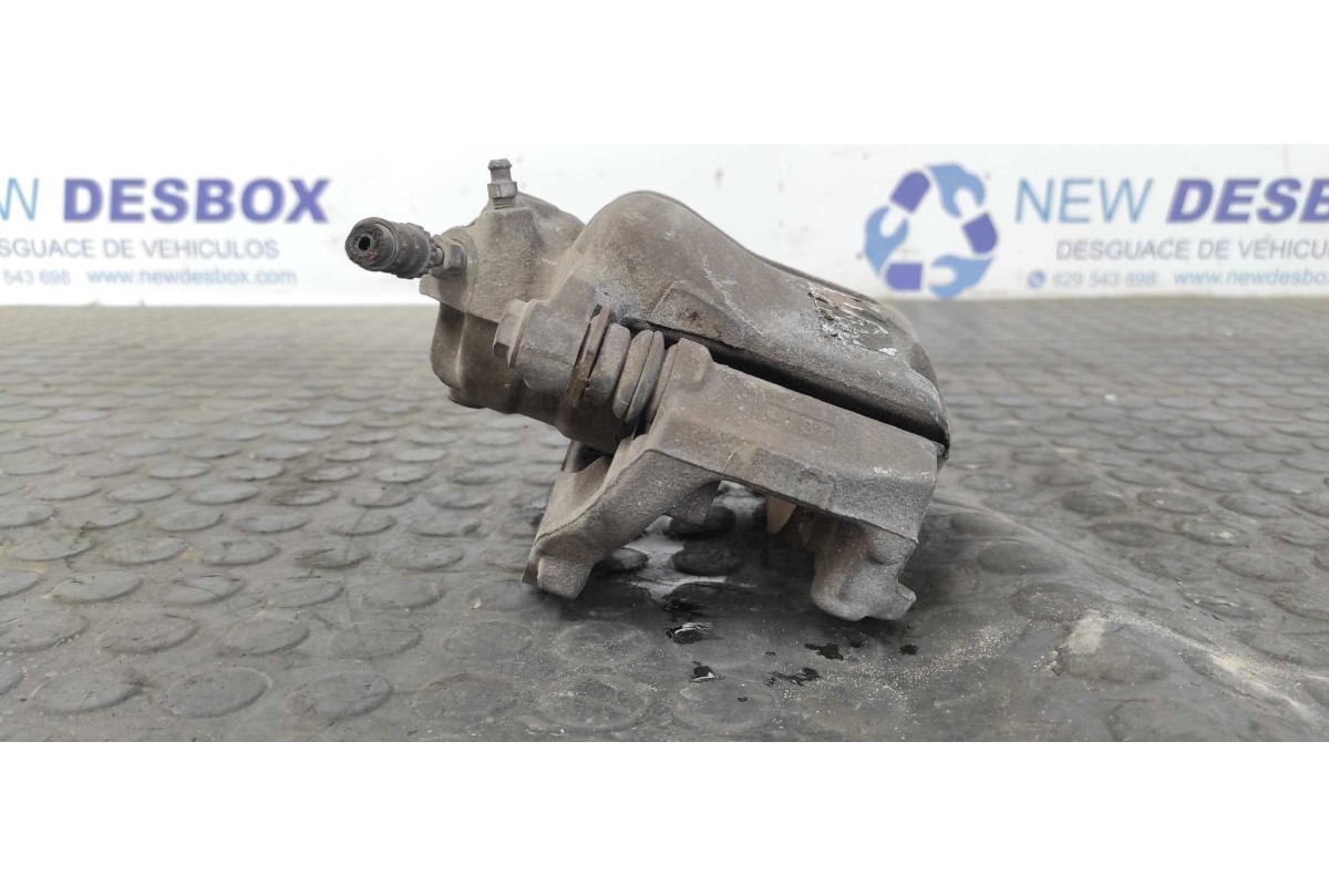 Recambio de pinza de freno delantera derecha para peugeot 207 cc 1.6 hdi fap cat (9hz / dv6ted4) referencia OEM IAM   